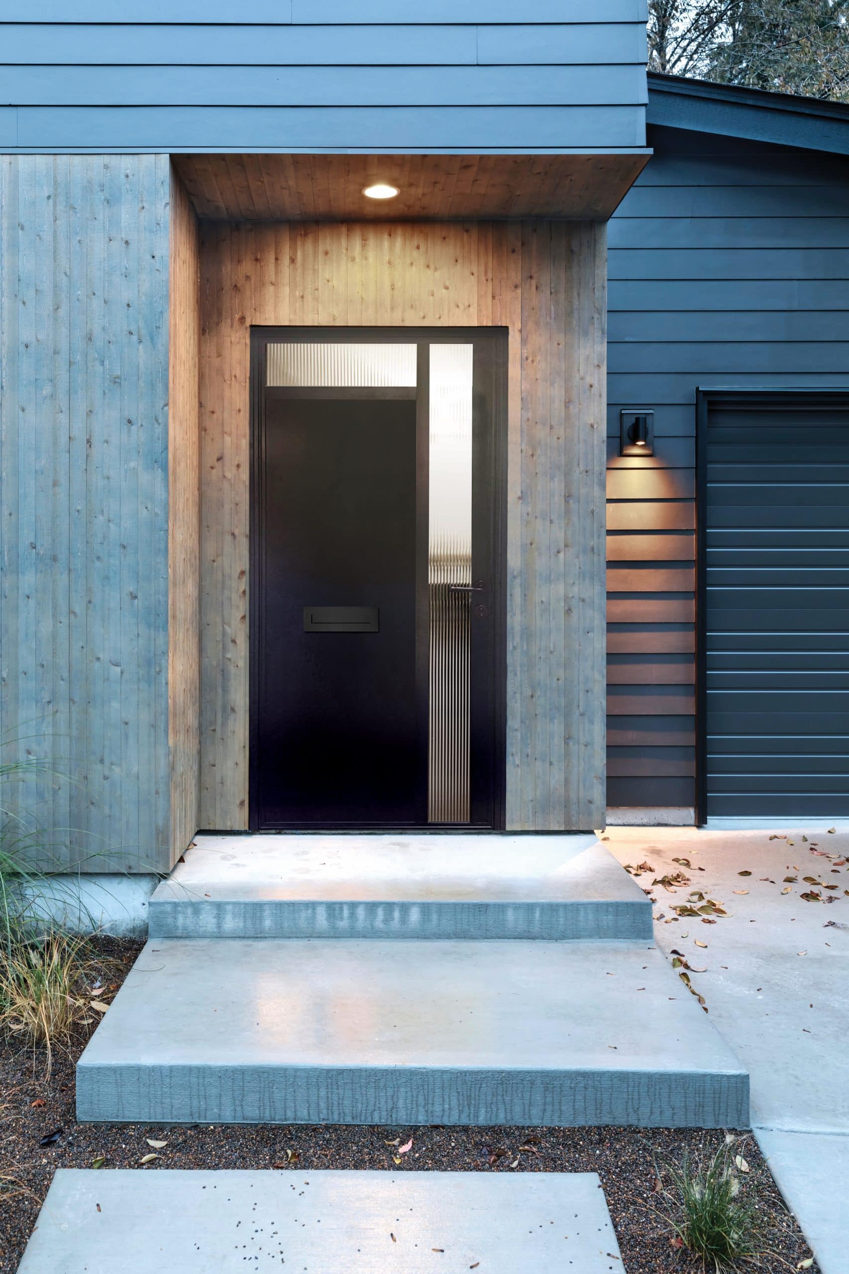 avero stock entrance 2 scaled